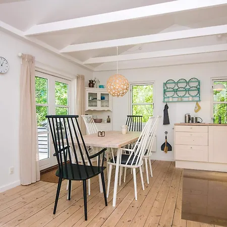 6 Person In * 格雷诺